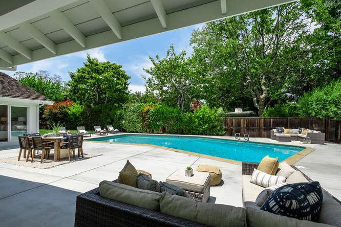 350 Crystal Springs Road Hillsborough, CA 94010 - Photo 28 of 32 Gallery Image 28