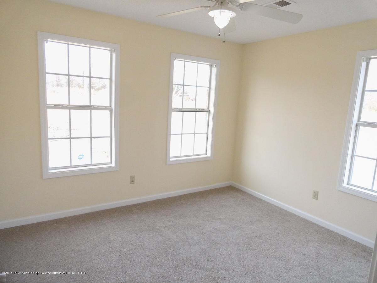 350 Woodview Road Byhalia, MS 38611 - Photo 15 of 19 DSC02377-1