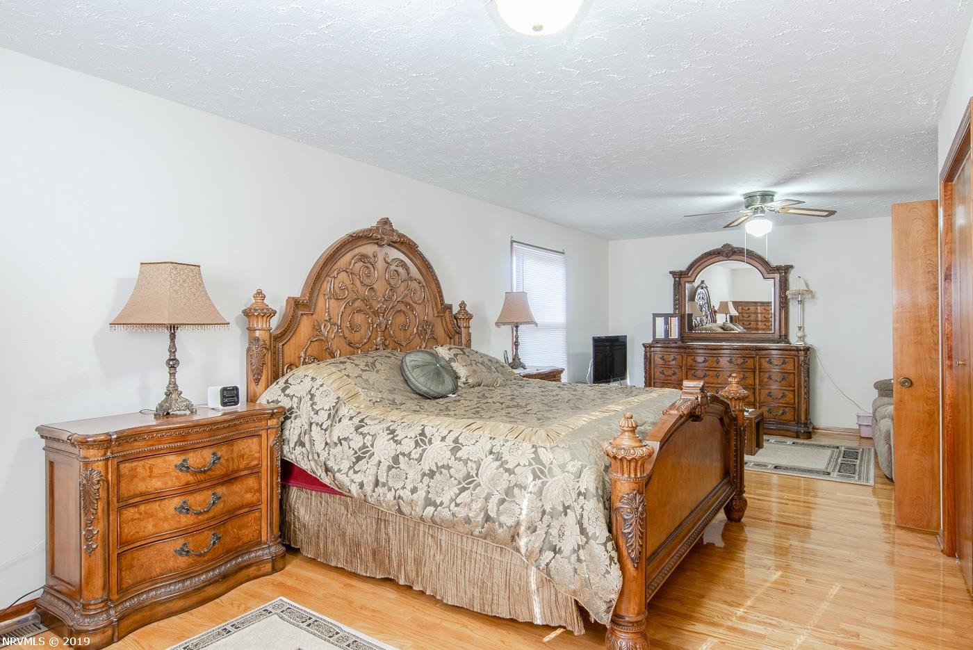 1412 Bishop Road Blacksburg, VA 24060 - Photo 24 of 53 Gallery Image 24