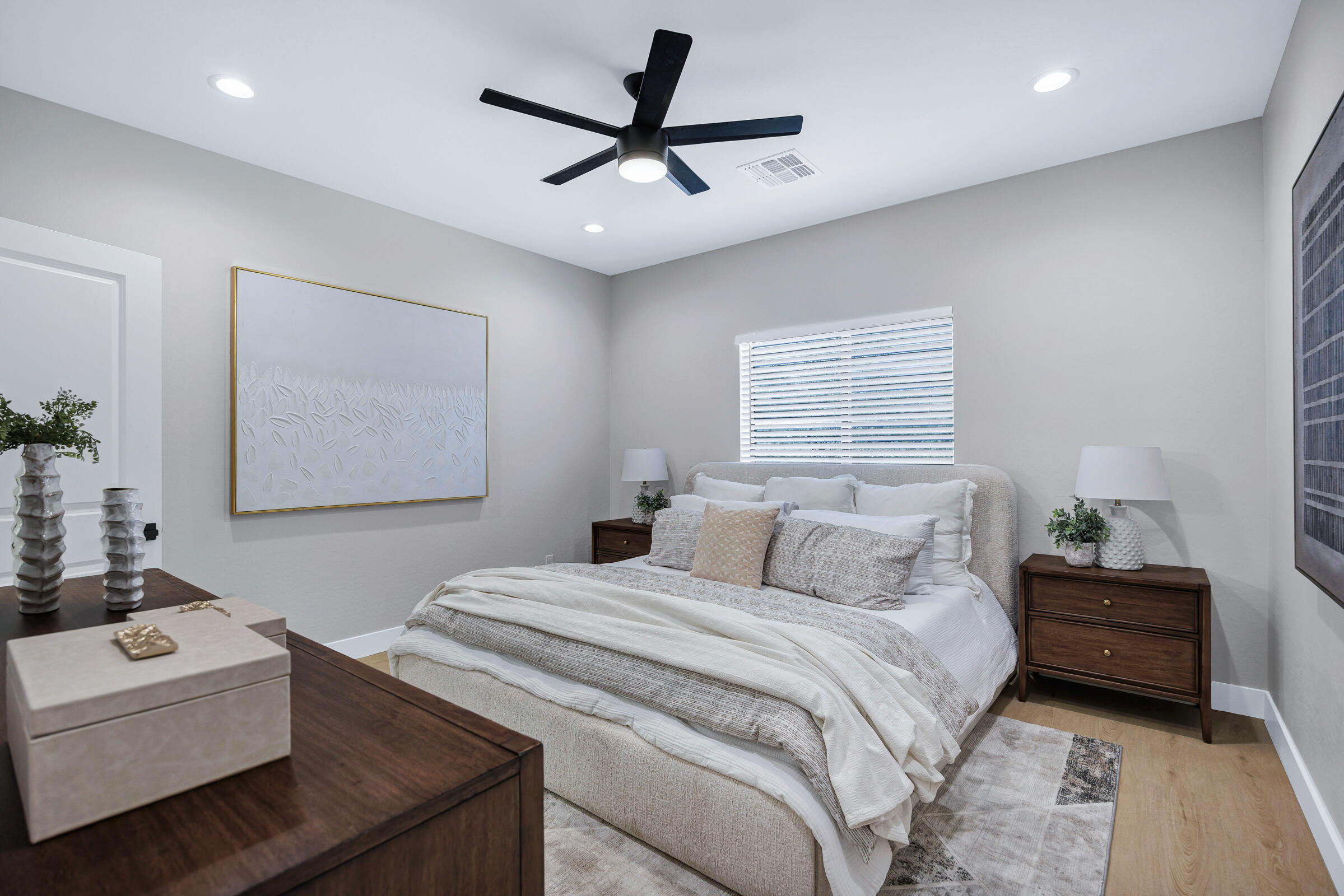 1105 East Frontier Street Payson, AZ 85541 - Photo 20 of 26 a bedroom with a bed and a couch