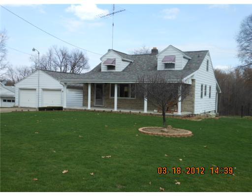 3036 Ivanhoe Road Sharpsville, PA 16150 - Photo 1 of 11 Exterior Front.