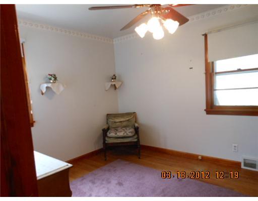 3036 Ivanhoe Road Sharpsville, PA 16150 - Photo 9 of 11 Bedroom.