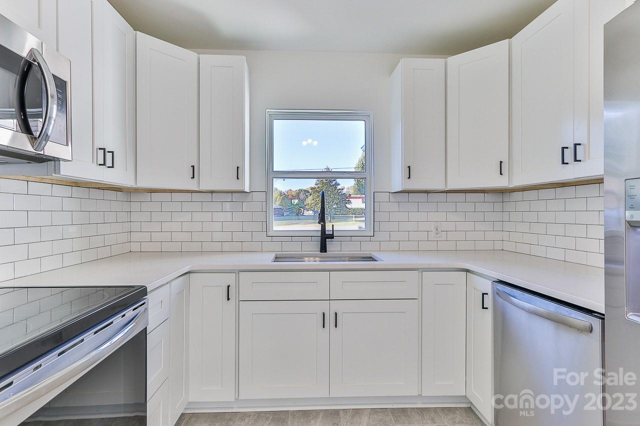 3205 Spencer Road Conover, NC 28613 - Photo 1 of 12 Gallery Image 1