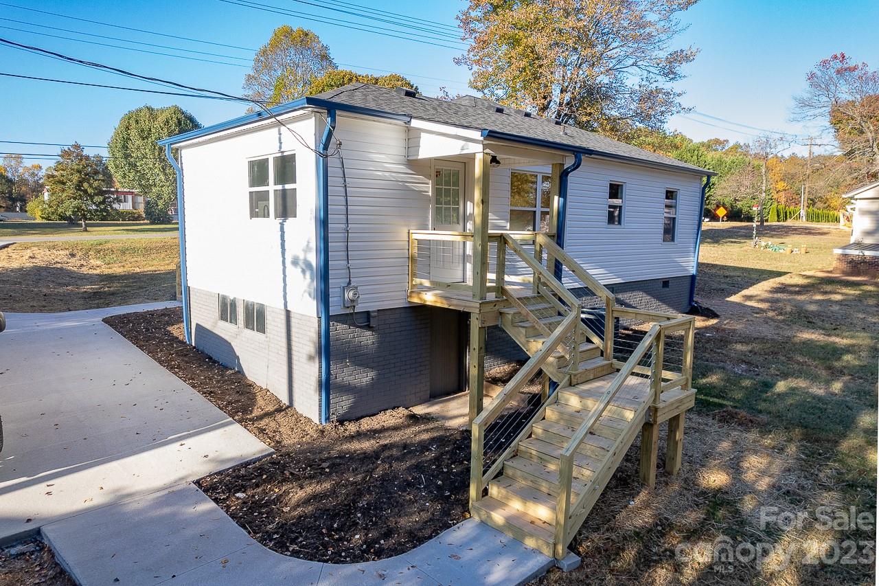 3205 Spencer Road Conover, NC 28613 - Photo 6 of 12 Gallery Image 6