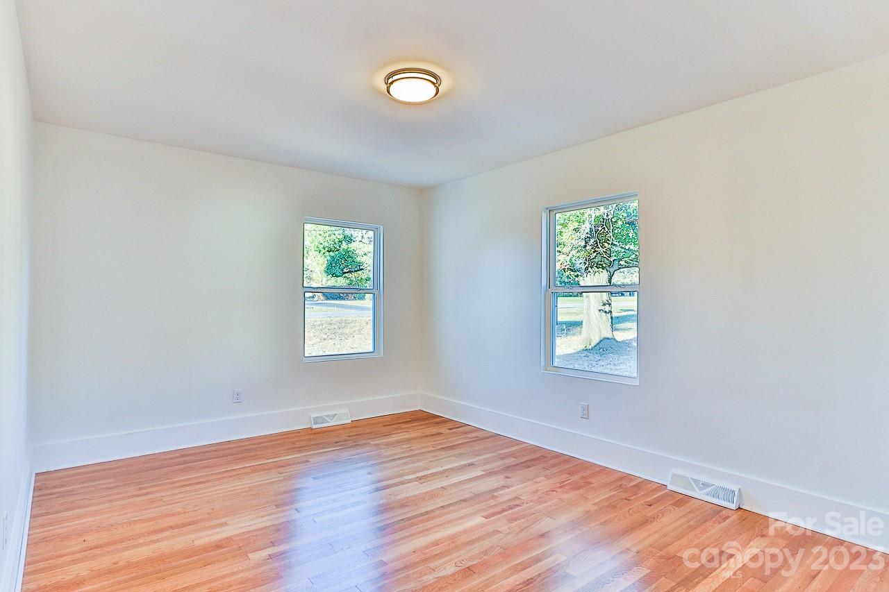 3205 Spencer Road Conover, NC 28613 - Photo 7 of 12 Gallery Image 7