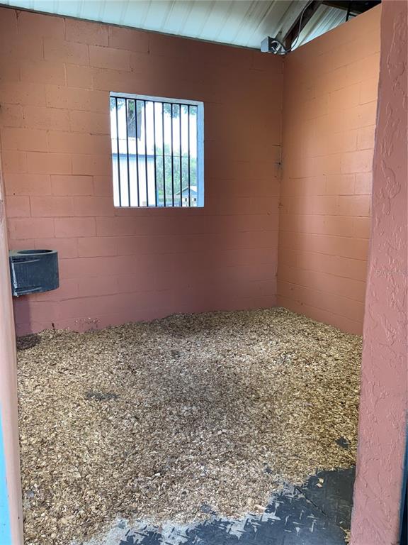 1575 Northeast 100th Street Anthony, FL 32617 - Photo 29 of 29 a room with a window