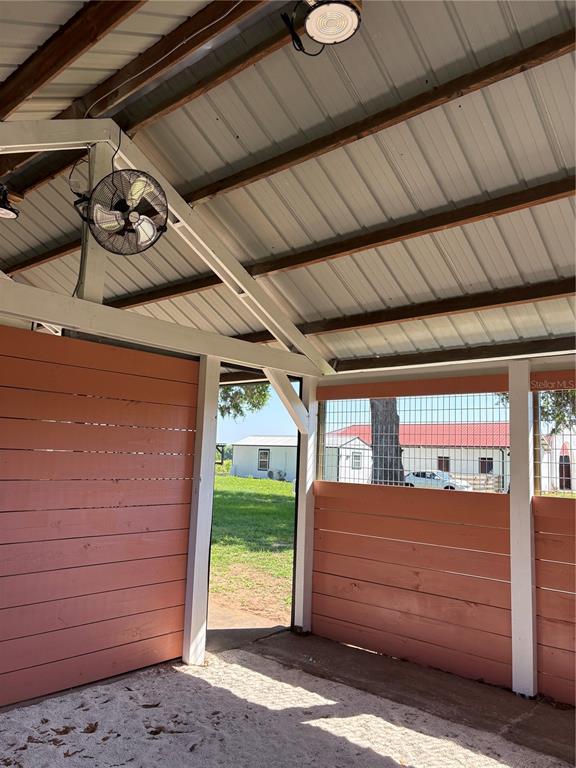 1575 Northeast 100th Street Anthony, FL 32617 - Photo 10 of 29 a view of room