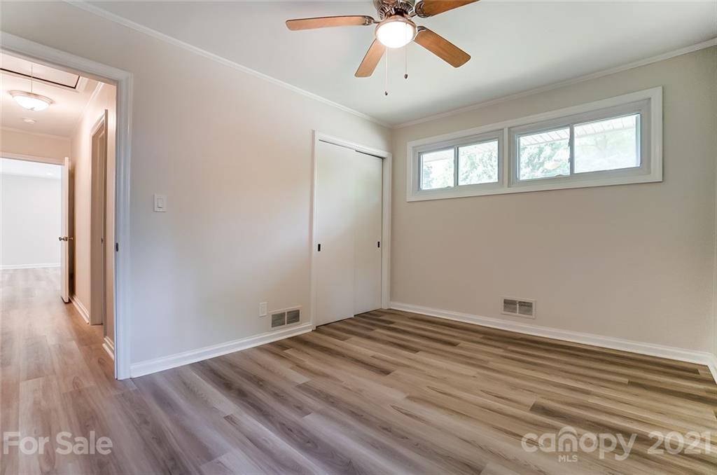 807 Lochridge Road Charlotte, NC 28209 - Photo 20 of 45 Gallery Image 20