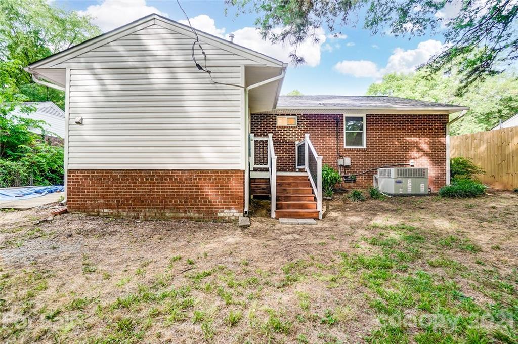 807 Lochridge Road Charlotte, NC 28209 - Photo 45 of 45 Gallery Image 45