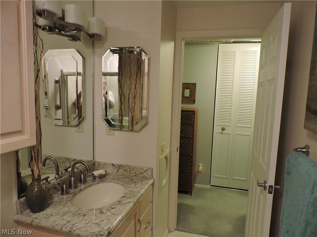 7650 Raglan Drive Northeast Warren, OH 44484 - Photo 22 of 25 Gallery Image 22