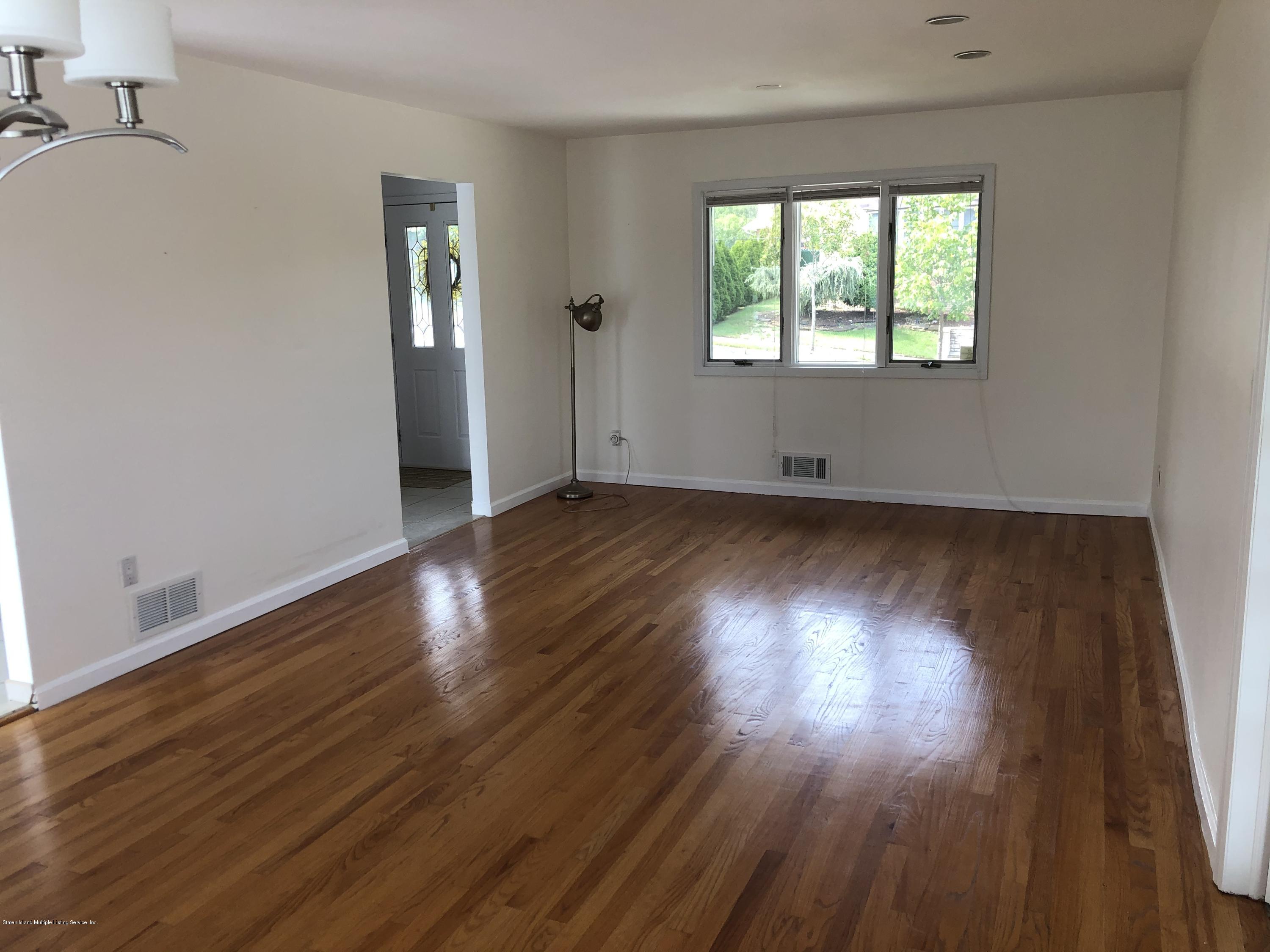 53 Ridge Avenue Staten Island, NY 10304 - Photo 14 of 14 SIMMONS 14