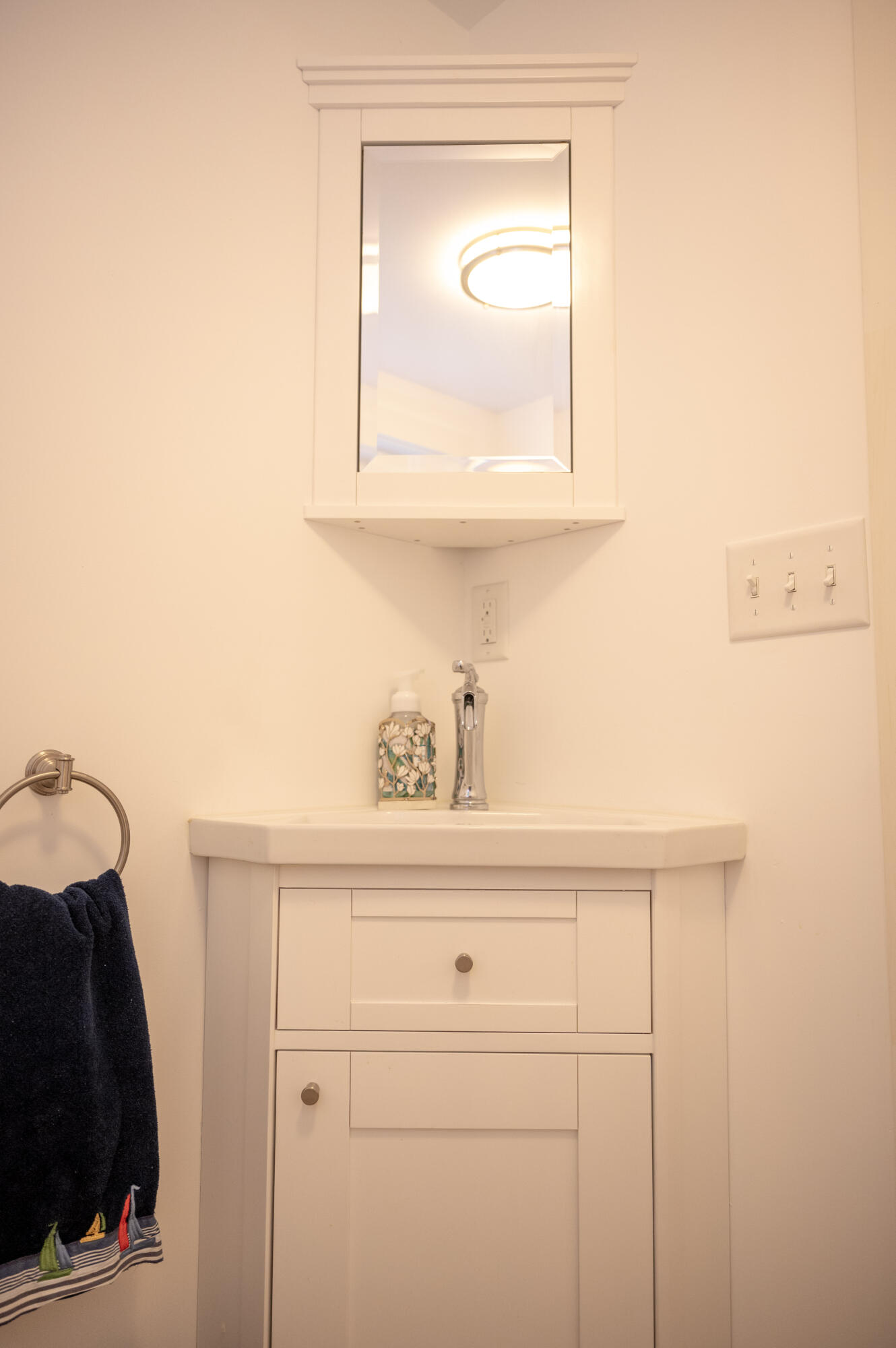 46 Bournedale Road Buzzards Bay, MA 02532 - Photo 17 of 46 a close view of a utility room with dryer and washer