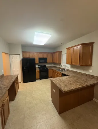 $365,000 | 1510 Balboa Drive, Minooka, IL 60447