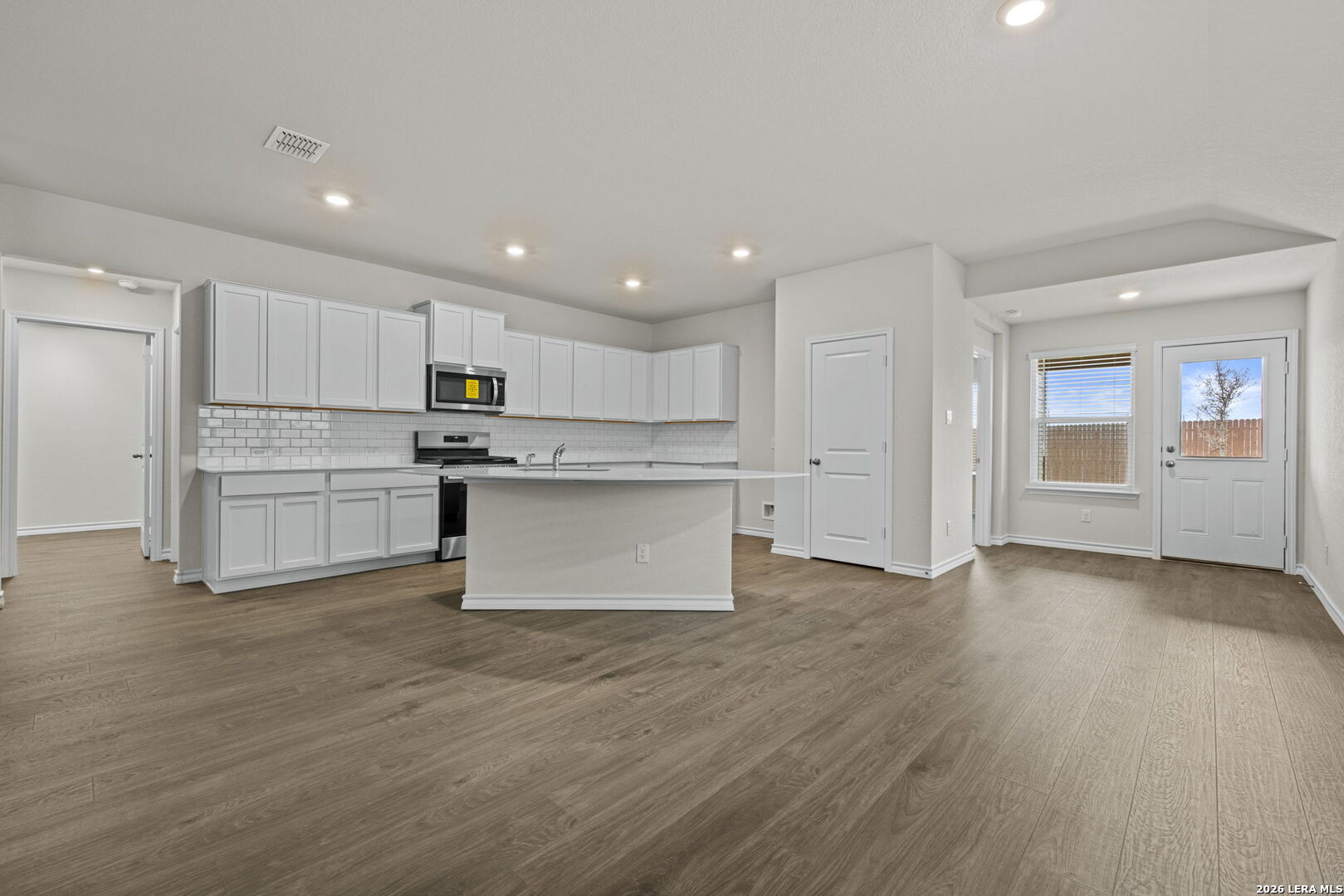 5019 Rancagua Converse, TX 78109 - Photo 10 of 25