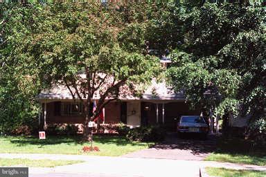 8103 Glover Court Springfield, VA 22152 - Photo 1 of 1 Exterior (Front)