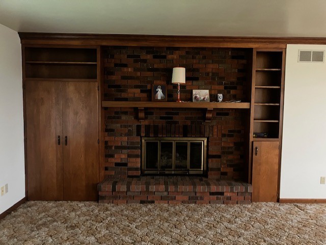 4015 East 1st Road Mendota, IL 61342 - Photo 9 of 45 a room with wine table and a fireplace