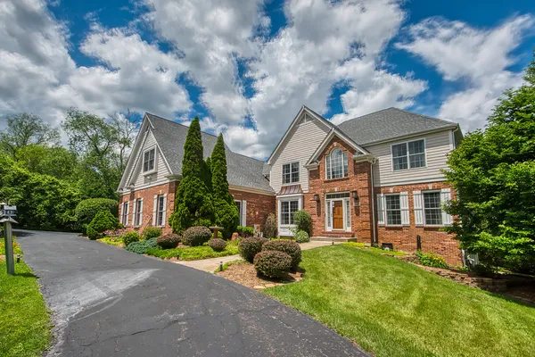 $825,000 | 3802 Monica Trail, Crystal Lake, IL 60014