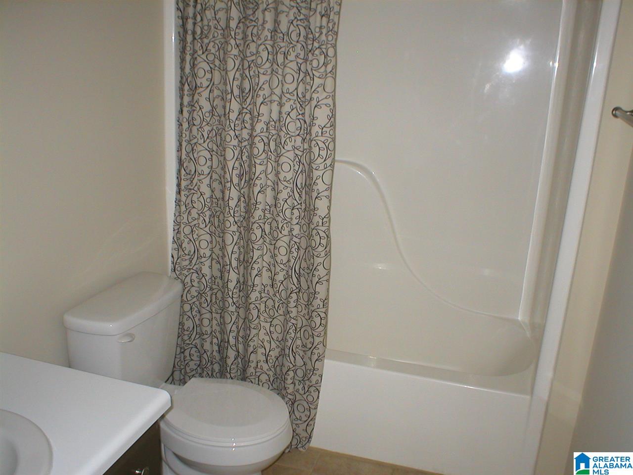 101 Timberleaf Circle Alabaster, AL 35007 - Photo 20 of 41