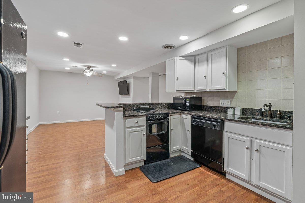 11201 Midvale Road Kensington, MD 20895 - Photo 33 of 44 Basement kitchen.