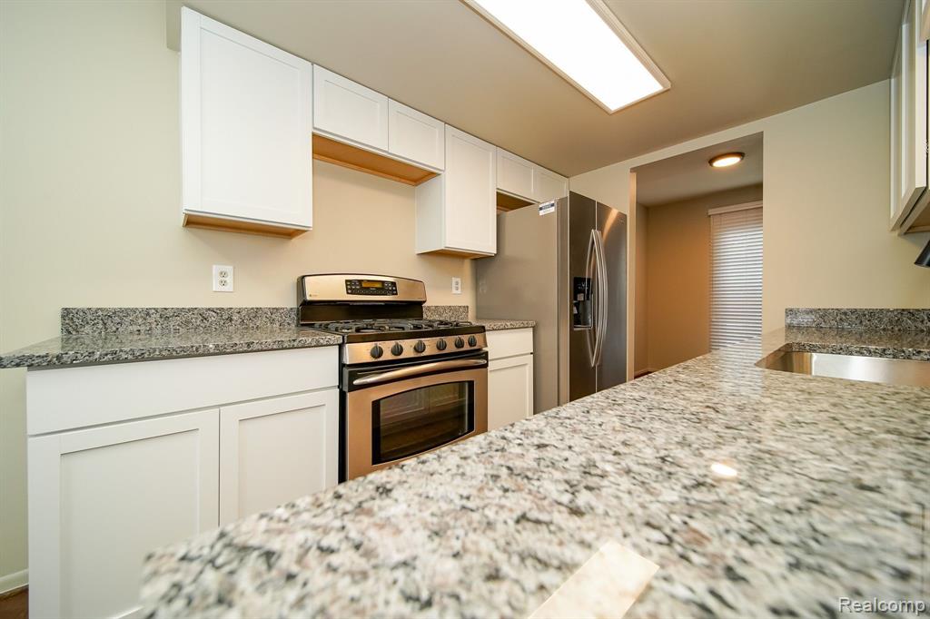 905 Lafayette Court Rochester Hills, MI 48307 - Photo 15 of 65