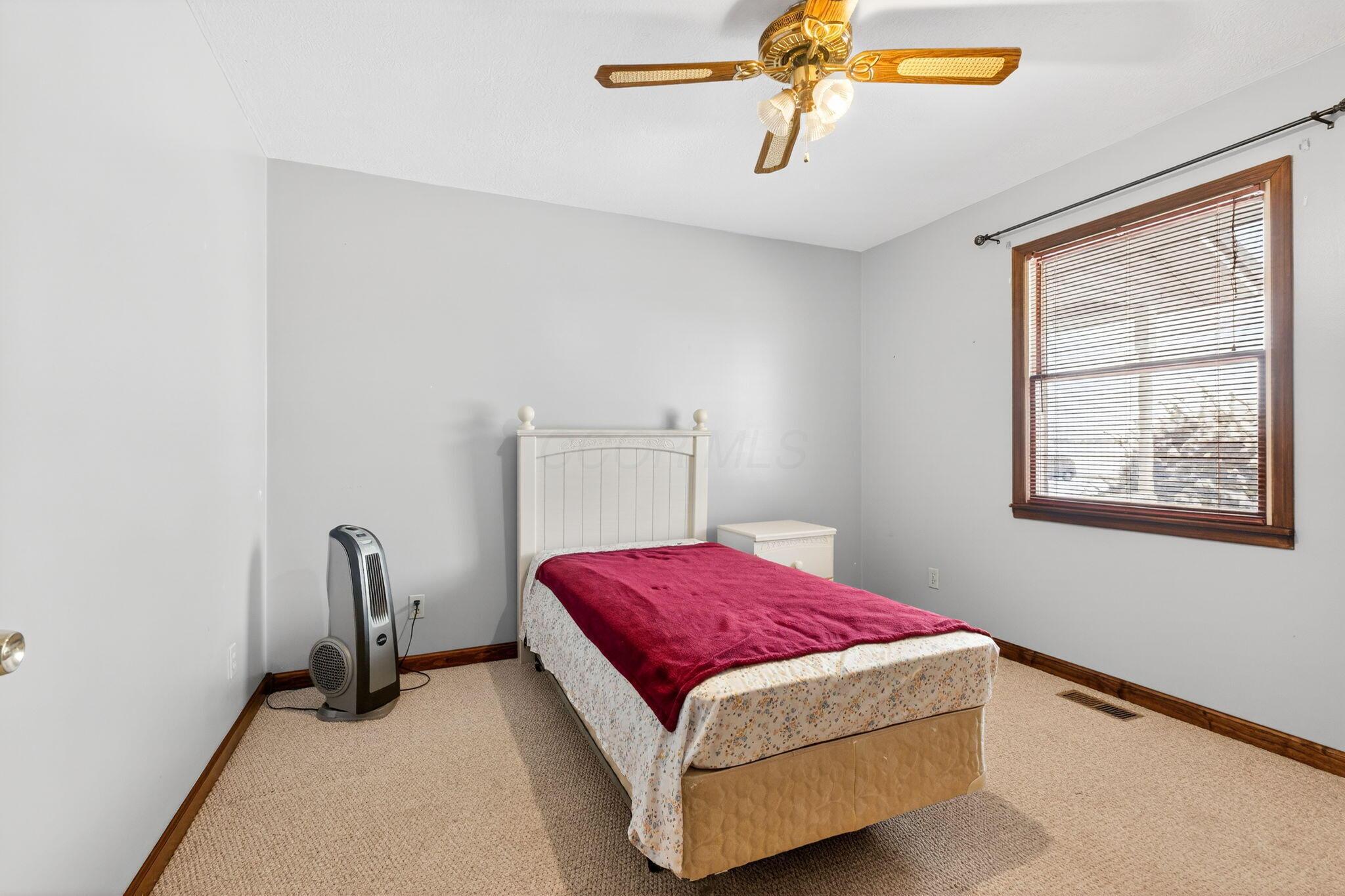 3801 Decliff-Big Island Road Marion, OH 43302 - Photo 27 of 46 3801 decliff (Interior)-35