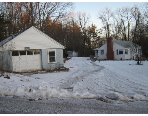 10 Siani Road Leicester, MA 01542 - Photo 1 of 11 Gallery Image 1