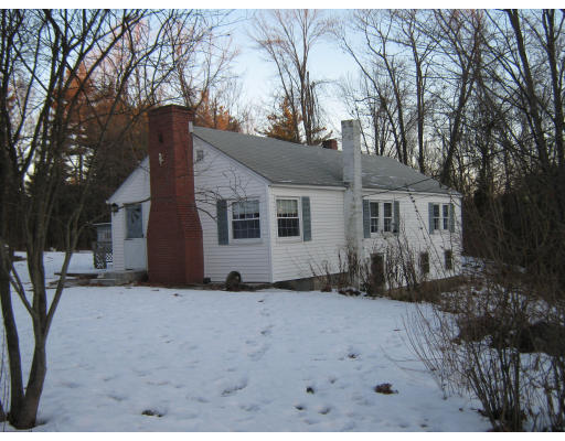 10 Siani Road Leicester, MA 01542 - Photo 2 of 11 Gallery Image 2
