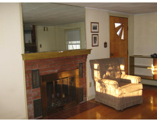 10 Siani Road Leicester, MA 01542 - Photo 7 of 11 Gallery Image 7