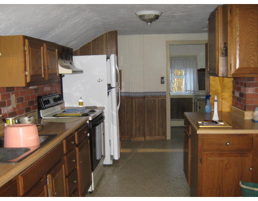 10 Siani Road Leicester, MA 01542 - Photo 8 of 11 Gallery Image 8