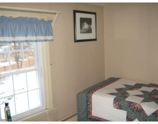 10 Siani Road Leicester, MA 01542 - Photo 10 of 11 Gallery Image 10