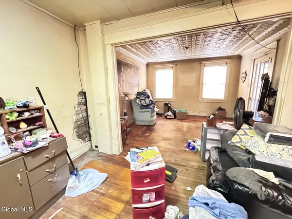 $120,000 | 579 6th Avenue, Troy, NY 12182