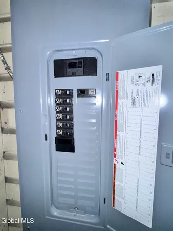 $120,000 | 579 6th Avenue, Troy, NY 12182