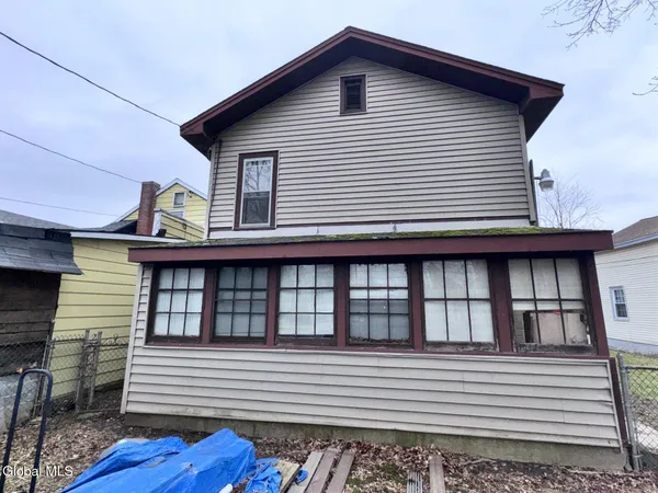 $120,000 | 579 6th Avenue, Troy, NY 12182