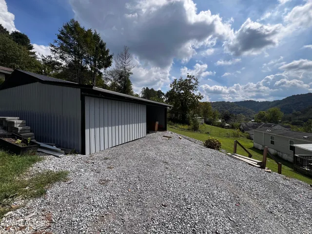 $74,990 | 404 North Johnson Drive, Pennington Gap, VA 24277