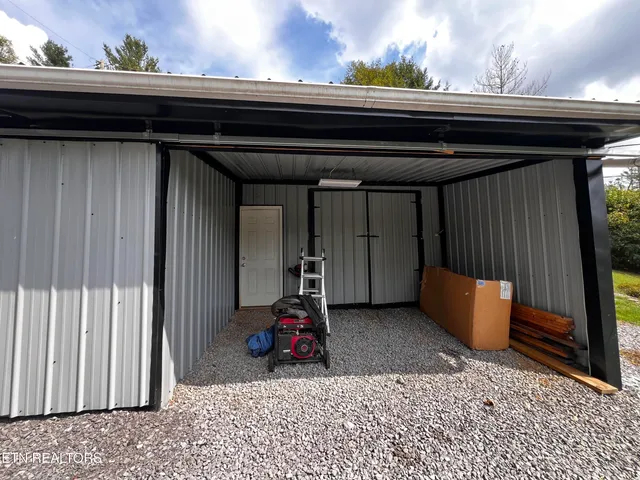 $74,990 | 404 North Johnson Drive, Pennington Gap, VA 24277