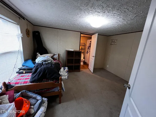 $74,990 | 404 North Johnson Drive, Pennington Gap, VA 24277