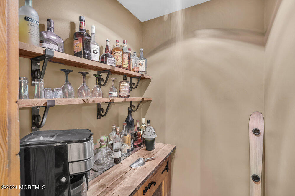 31 Meadow Road Clark, NJ 07066 - Photo 21 of 39 030__dsc0856_50