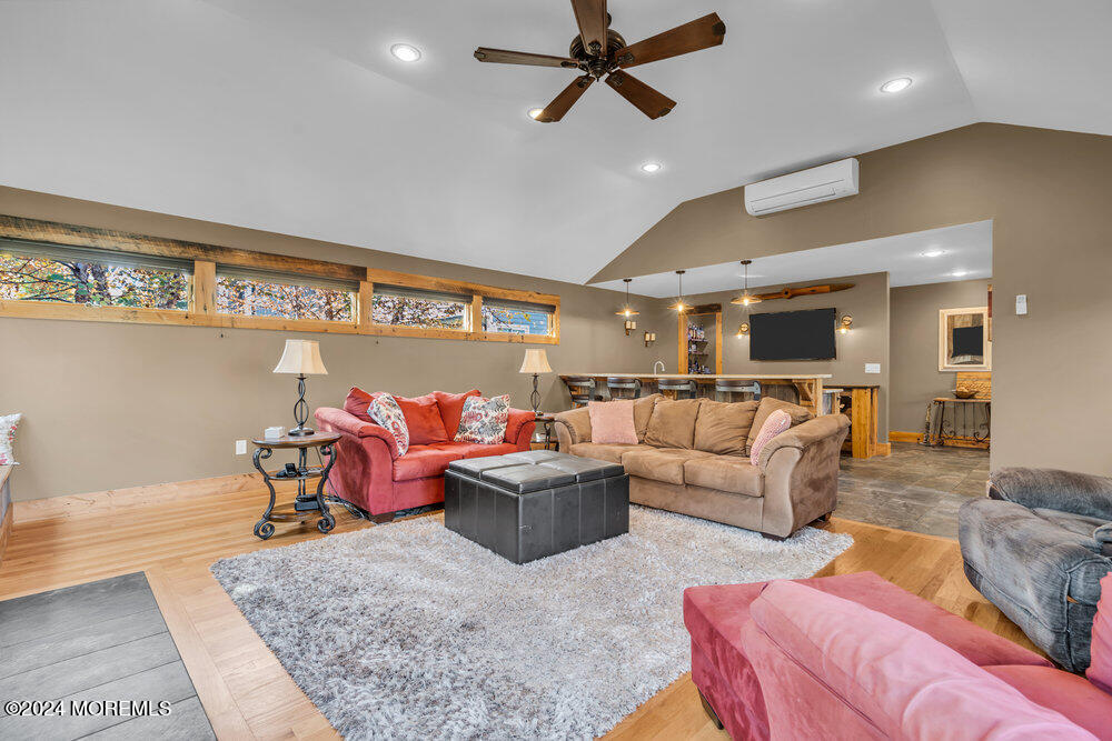 31 Meadow Road Clark, NJ 07066 - Photo 23 of 39 033__dsc0871_797