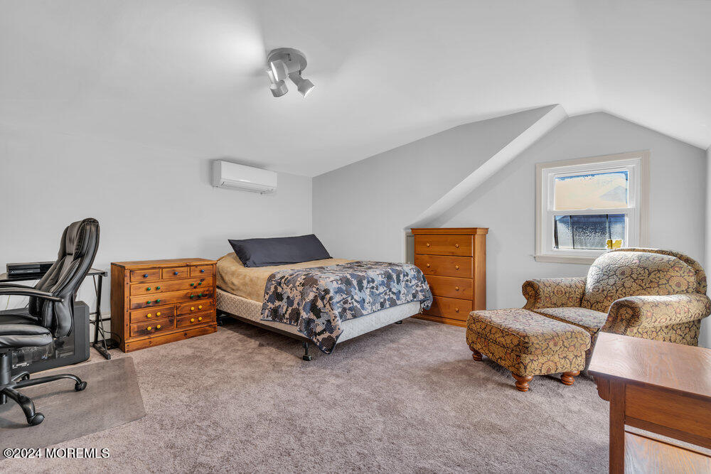 31 Meadow Road Clark, NJ 07066 - Photo 29 of 39 041__dsc1056_407