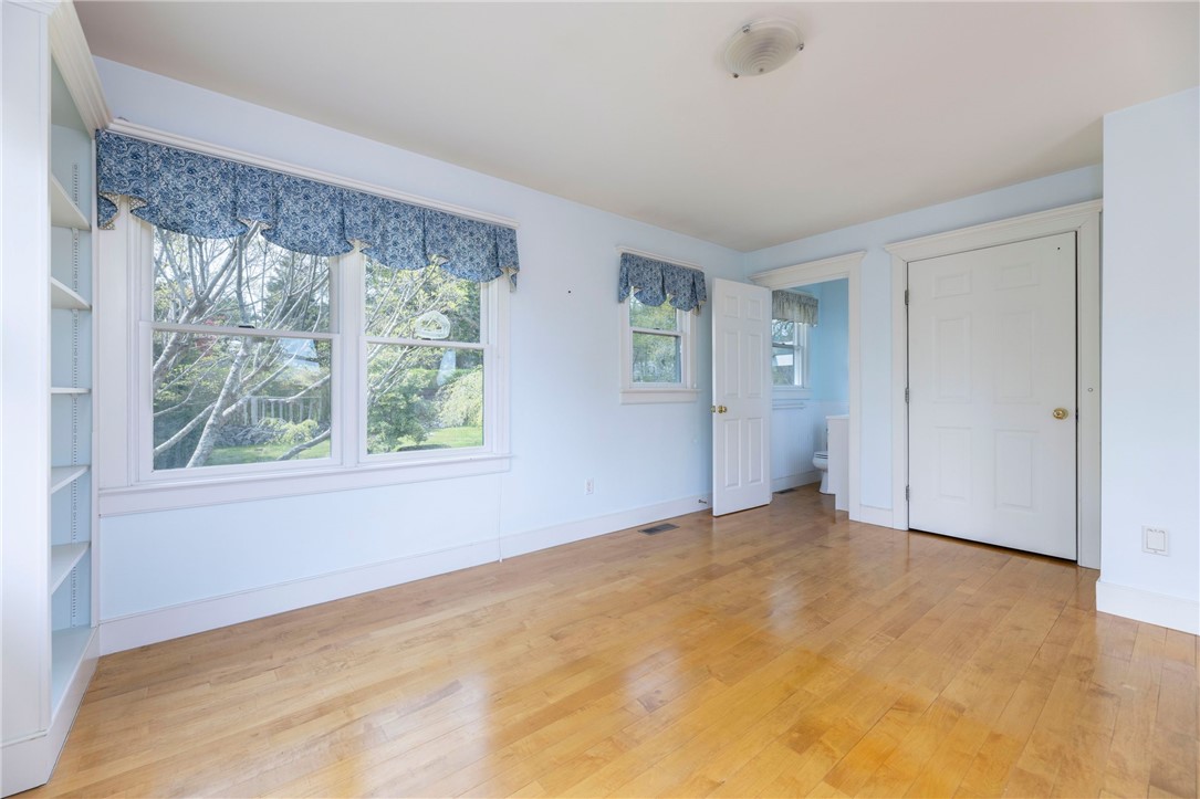 72 Verdi Road Westerly, RI 02891 - Photo 11 of 50