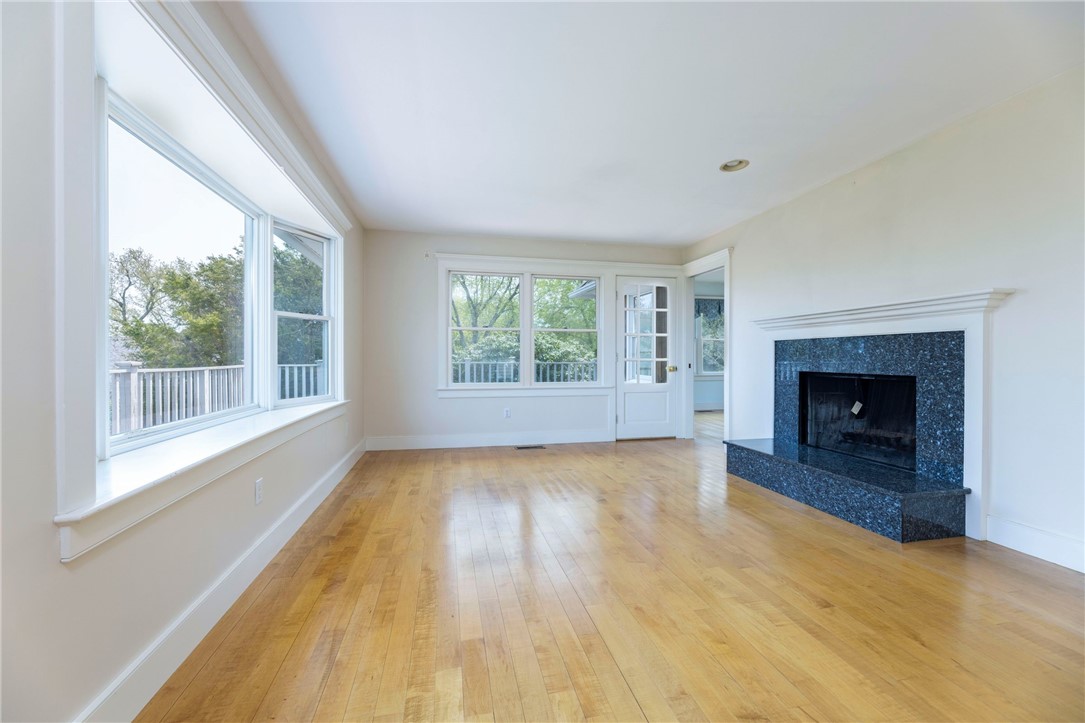 72 Verdi Road Westerly, RI 02891 - Photo 17 of 50