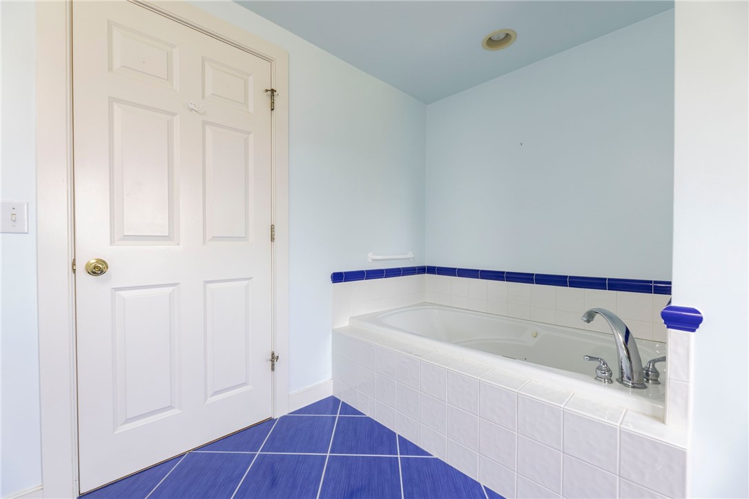 72 Verdi Road Westerly, RI 02891 - Photo 24 of 50