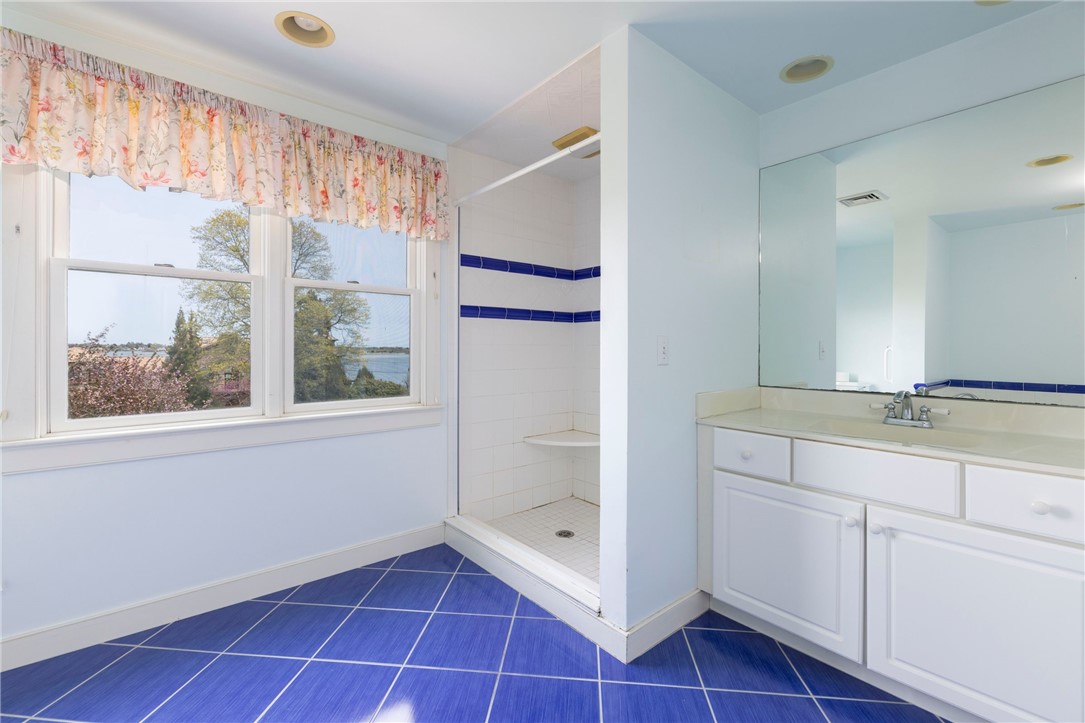 72 Verdi Road Westerly, RI 02891 - Photo 30 of 50