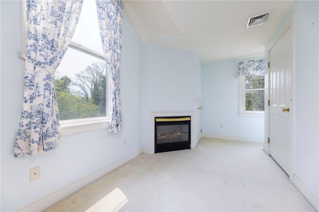 72 Verdi Road Westerly, RI 02891 - Photo 31 of 50