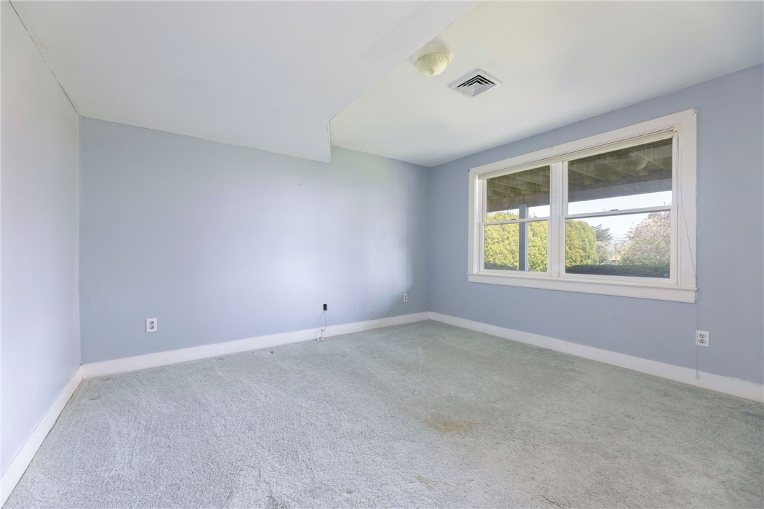 72 Verdi Road Westerly, RI 02891 - Photo 35 of 50