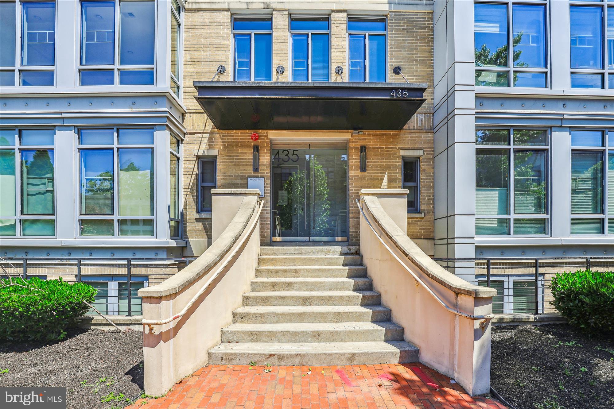 435 R Street Northwest, Unit 306 Washington, DC 20001 - Photo 2 of 30 The Centrie-Picture-perfect curb appeal