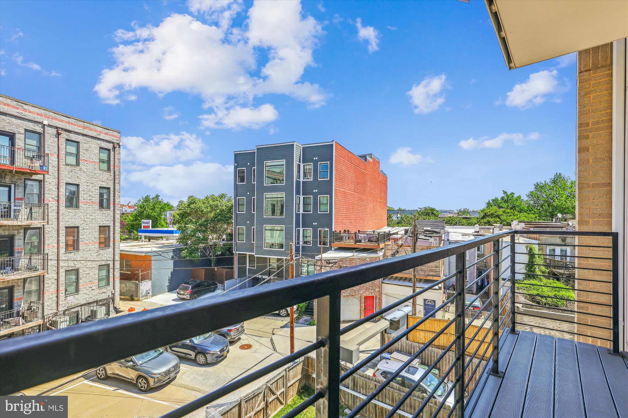 435 R Street Northwest, Unit 306 Washington, DC 20001 - Photo 23 of 30 Unwind with fresh air