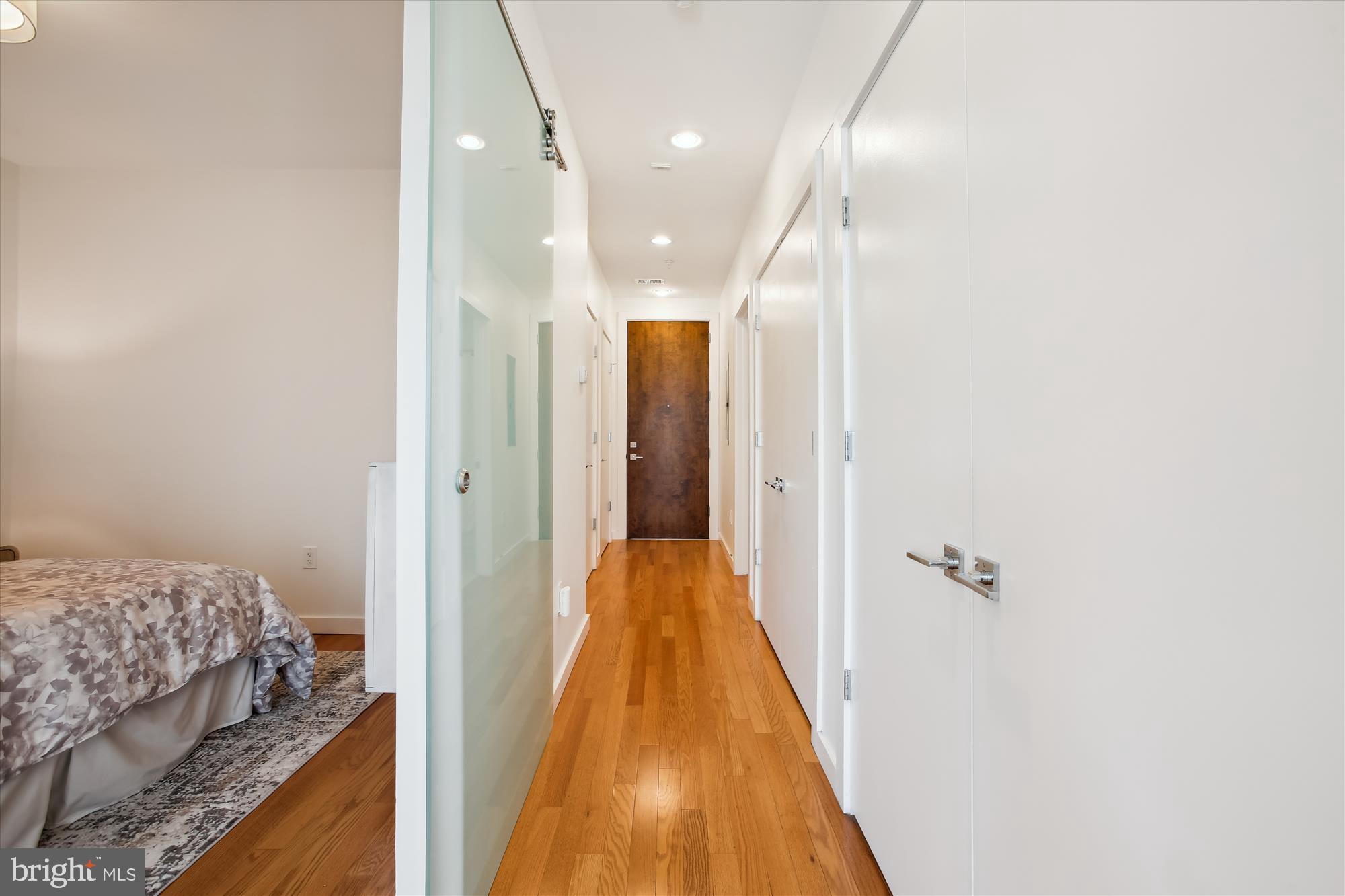 435 R Street Northwest, Unit 306 Washington, DC 20001 - Photo 7 of 30 Grand entry with hardwood floors