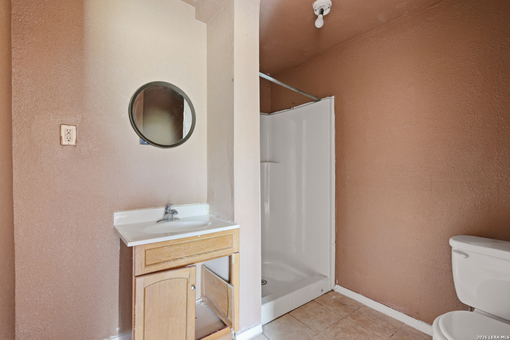 606 Viewpoint Drive Poteet, TX 78065 - Photo 13 of 17