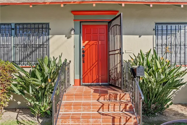 $999,995 | 28 Hermosa Avenue, Long Beach, CA 90802